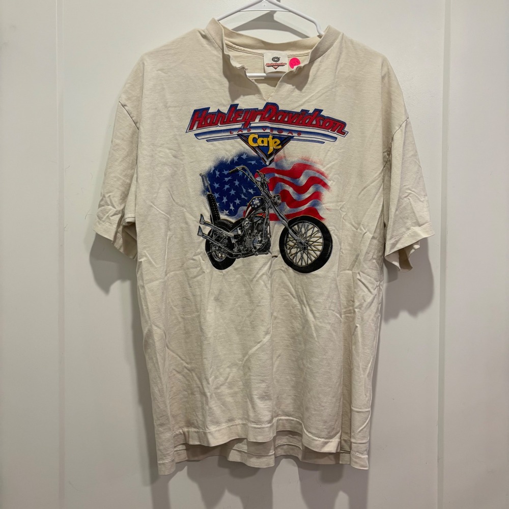 Vintage Harley Davidson‎ T-Shirt Cream Graphic V-Neck Mens XL Chopper Flag